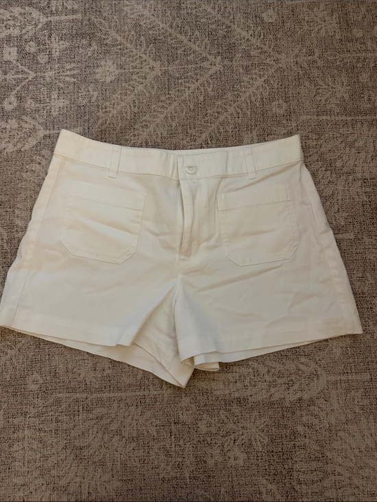 J. Crew Pants - NWT J.crew patch-pocket chino short